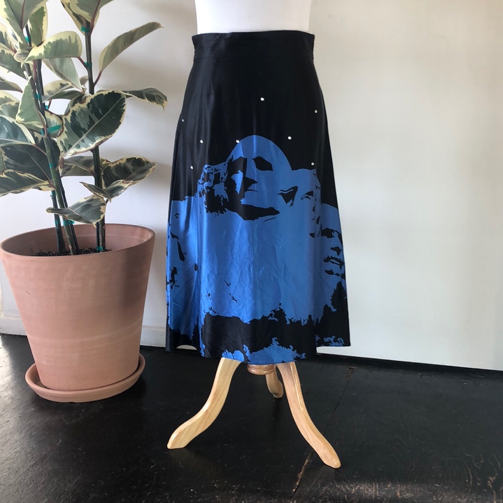 Built By Wendy Mount Rushmore skirt Size 4